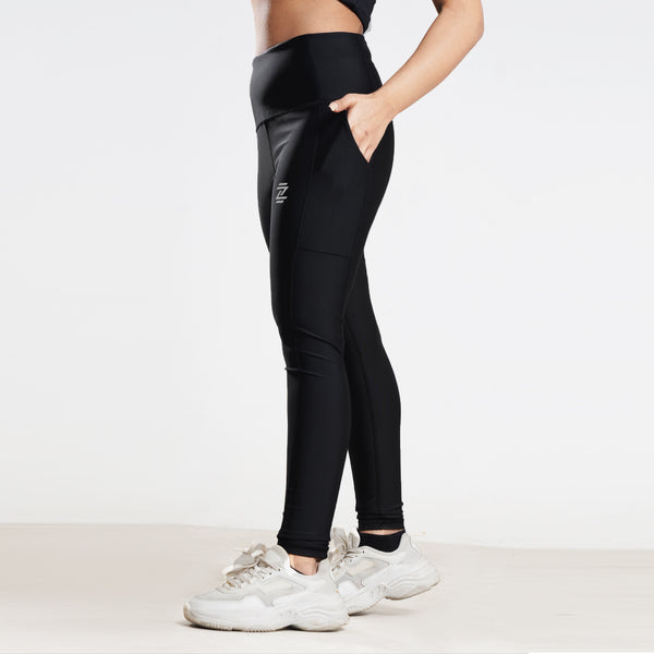 Curved Pocket Legging